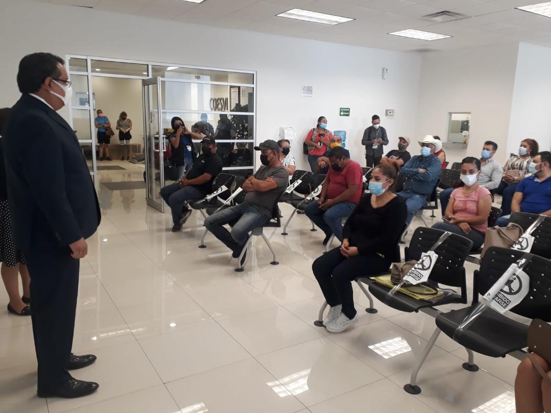 Entrega Coesvi 87 escrituras del programa “Amanece para Todos” en Juárez