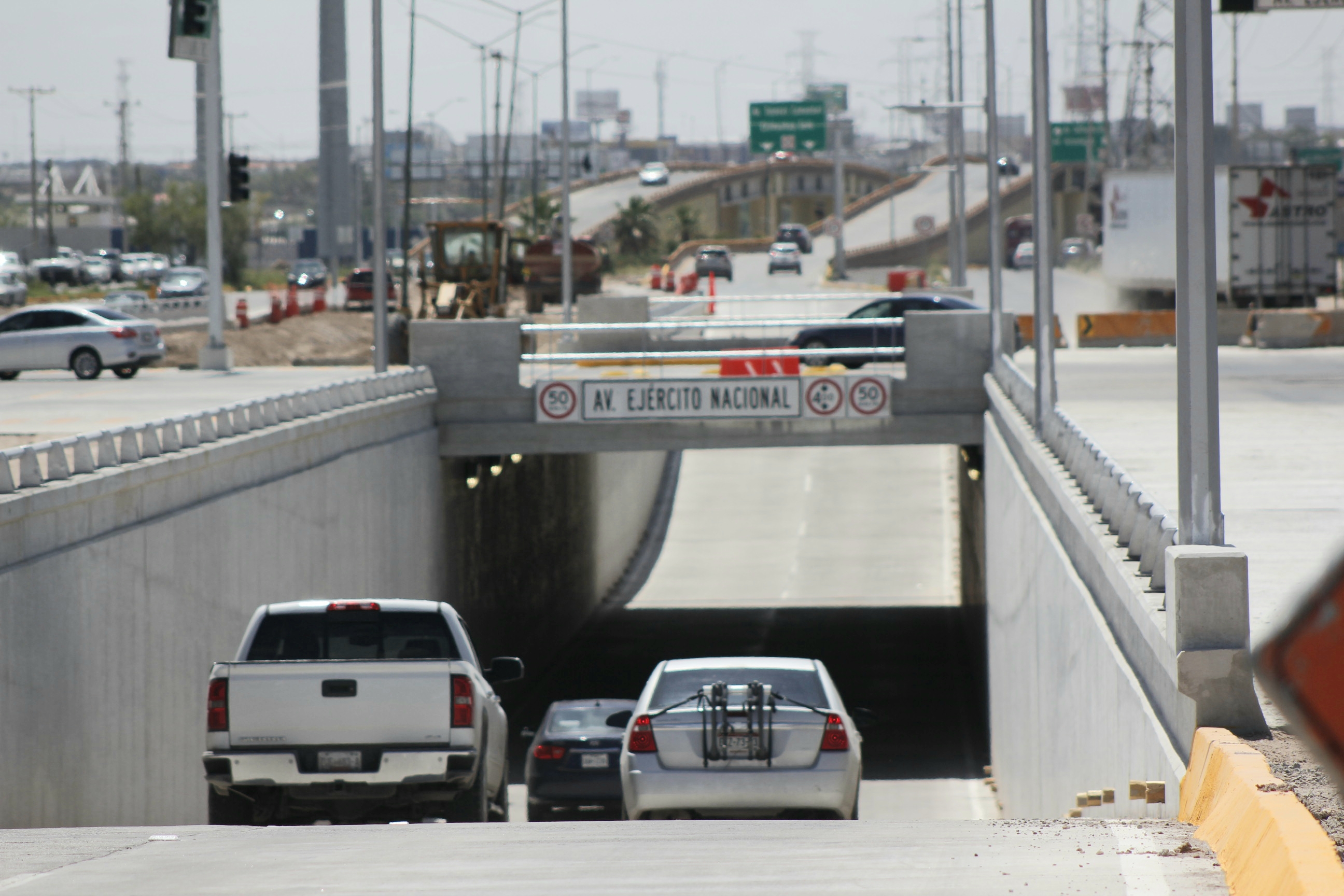 Entregan los pasos a desnivel de Ejército Nacional y Santiago Troncoso en Corredor Multimodal