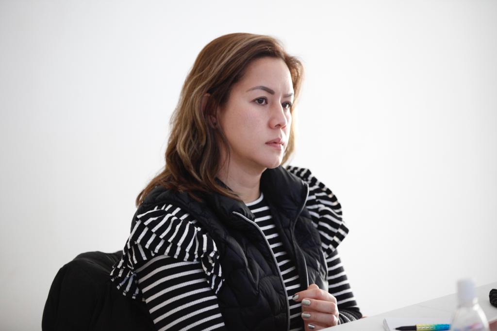 Artista juarense internacional, montará exhibición de sus raíces en el Museo del Chamizal