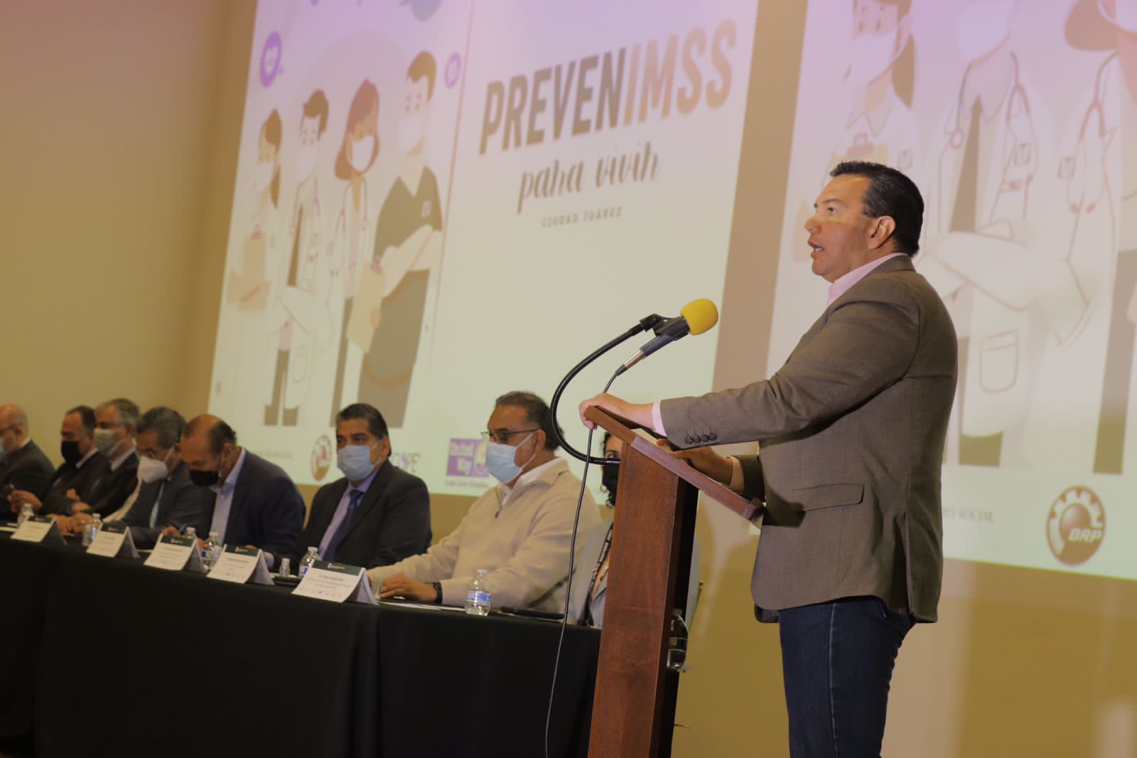 Atestigua alcalde Pérez Cuéllar carta de intensión con el IMSS