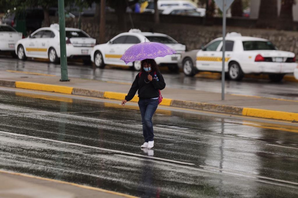 Continúa alerta amarilla por lluvias 
