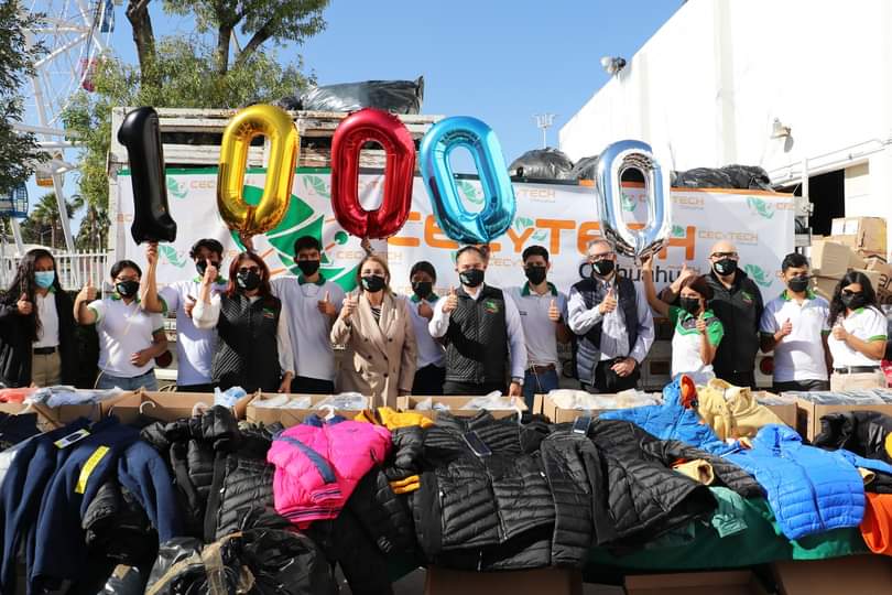 Recibió DIF Estatal donación de 19 mil 400 chamarras para la campaña Juntos ¡Sin frío!