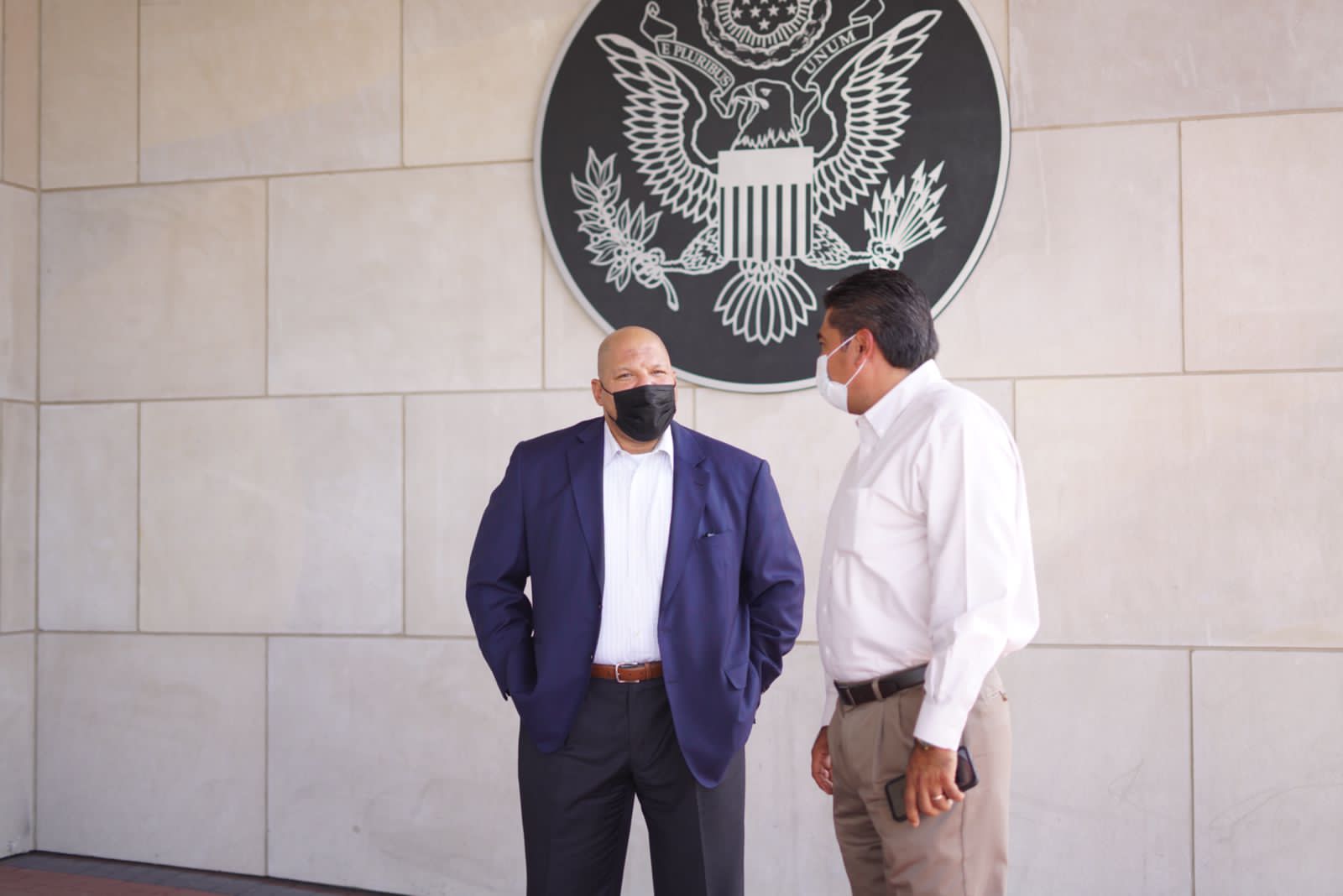 Se reúne Coordinador de Seguridad Vial con el Oficial de Seguridad Regional del Consulado