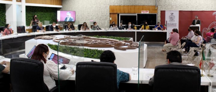 Entrega Cabildo de Juárez en comodato a COBACH 19 terrenos deportivos