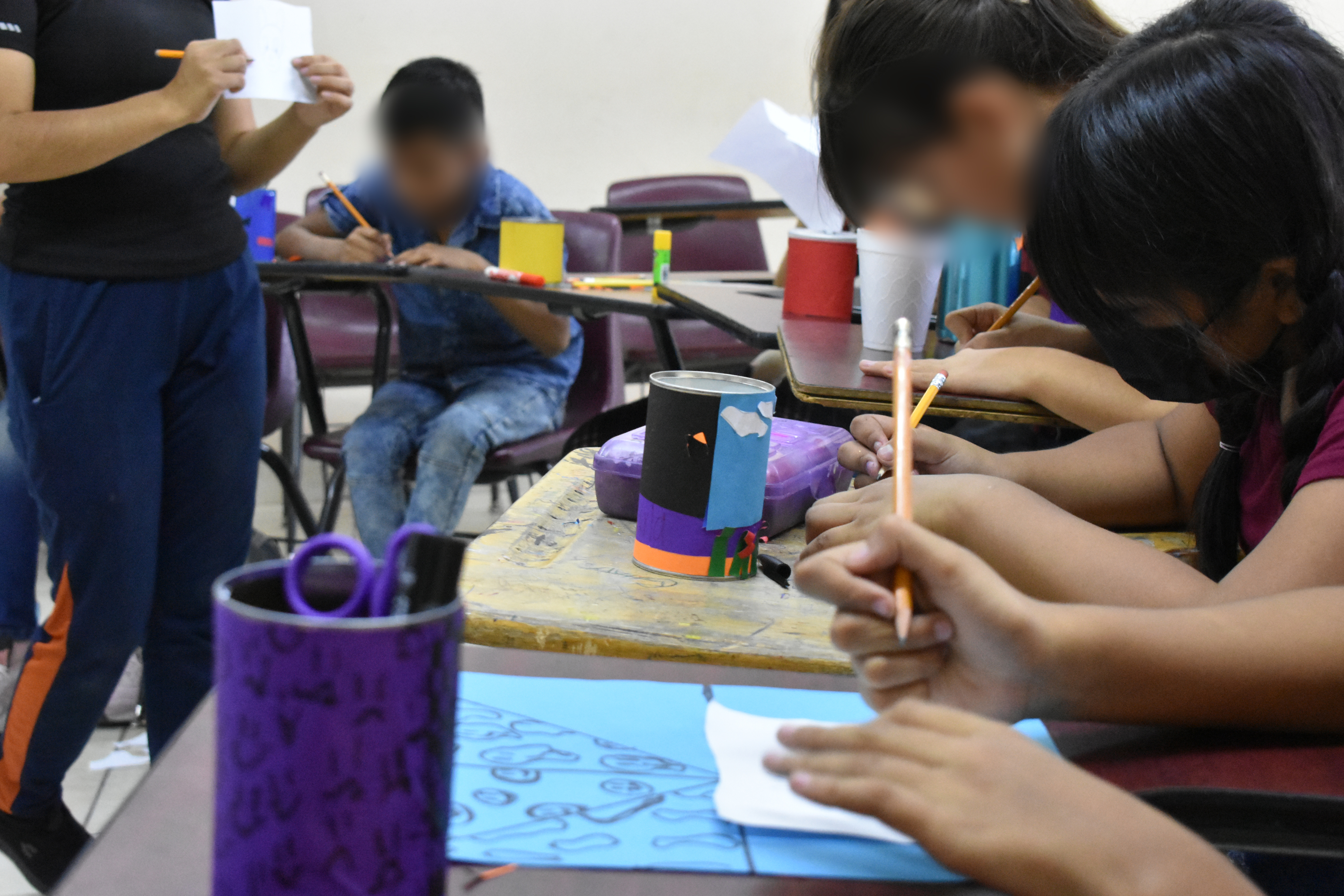 Aplica FECHAC recursos para disminuir el rezago educativo.