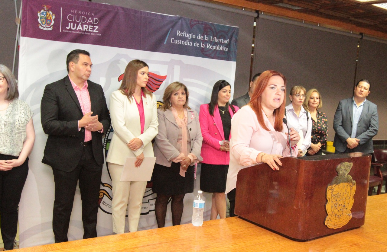 Anuncia municipio Cruzada Rosa para prevenir, detectar y atender el cáncer de mama.