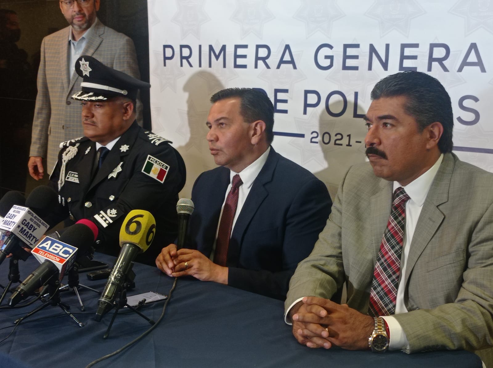 Mantendrán policías capacitación constante en todos los rubros.