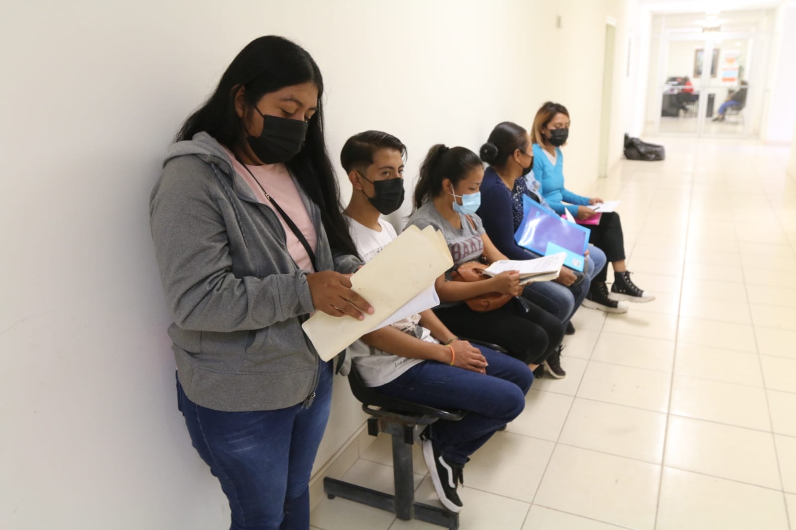 Llaman a aprovechar becas escolares