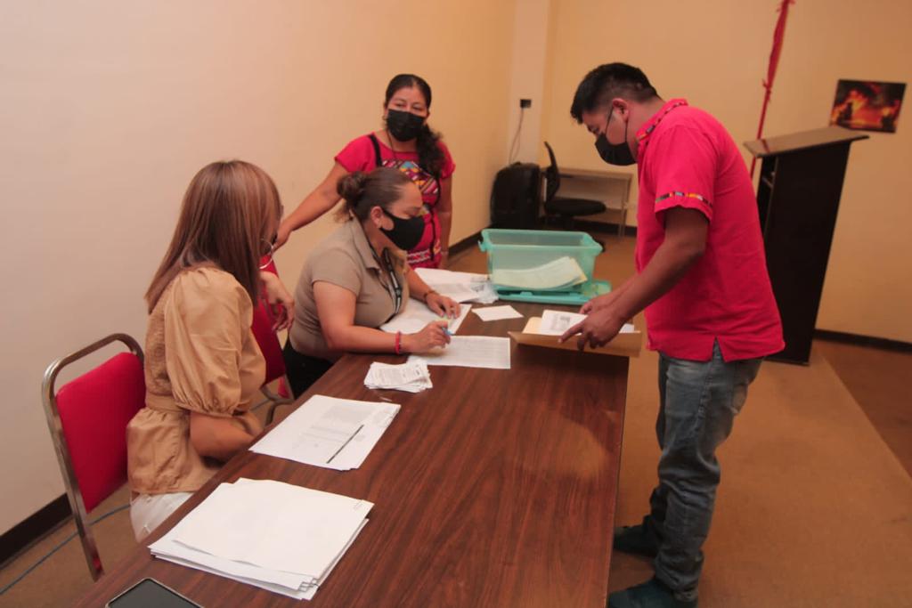 Otorgan becas escolares a casi 700 estudiantes de Riberas del Bravo