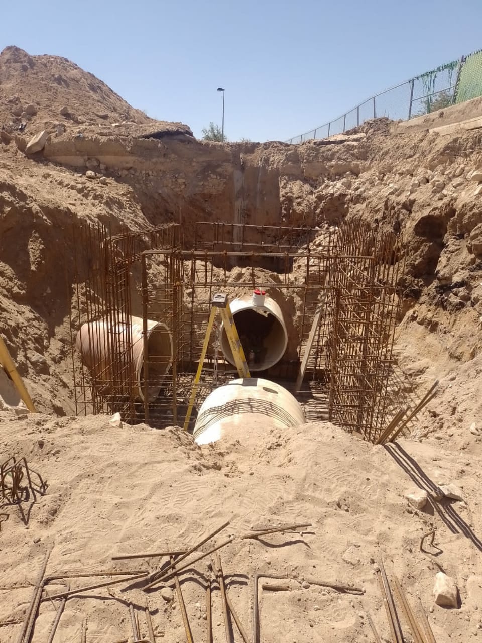 Alerta la JMAS por carril cerrado por reposición de colector