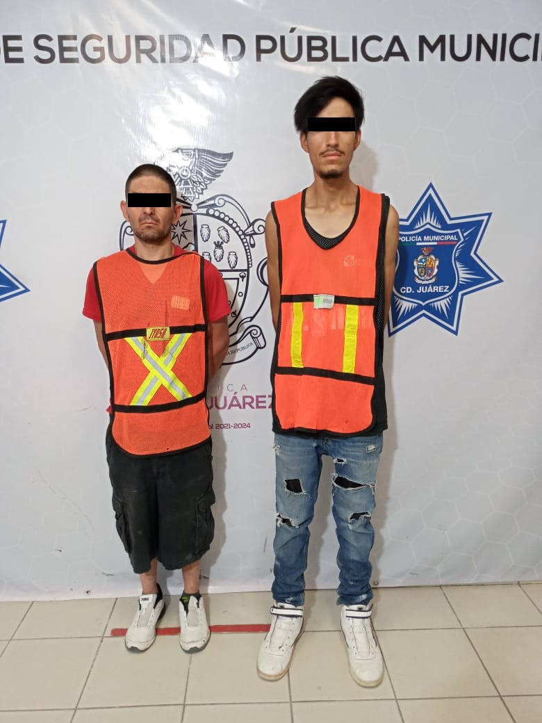 Los sorprenden desmantelando vehículos robados