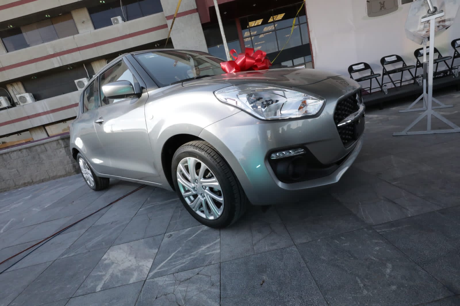 Entregarán el próximo viernes el vehículo del sorteo Cruzada por la Educación