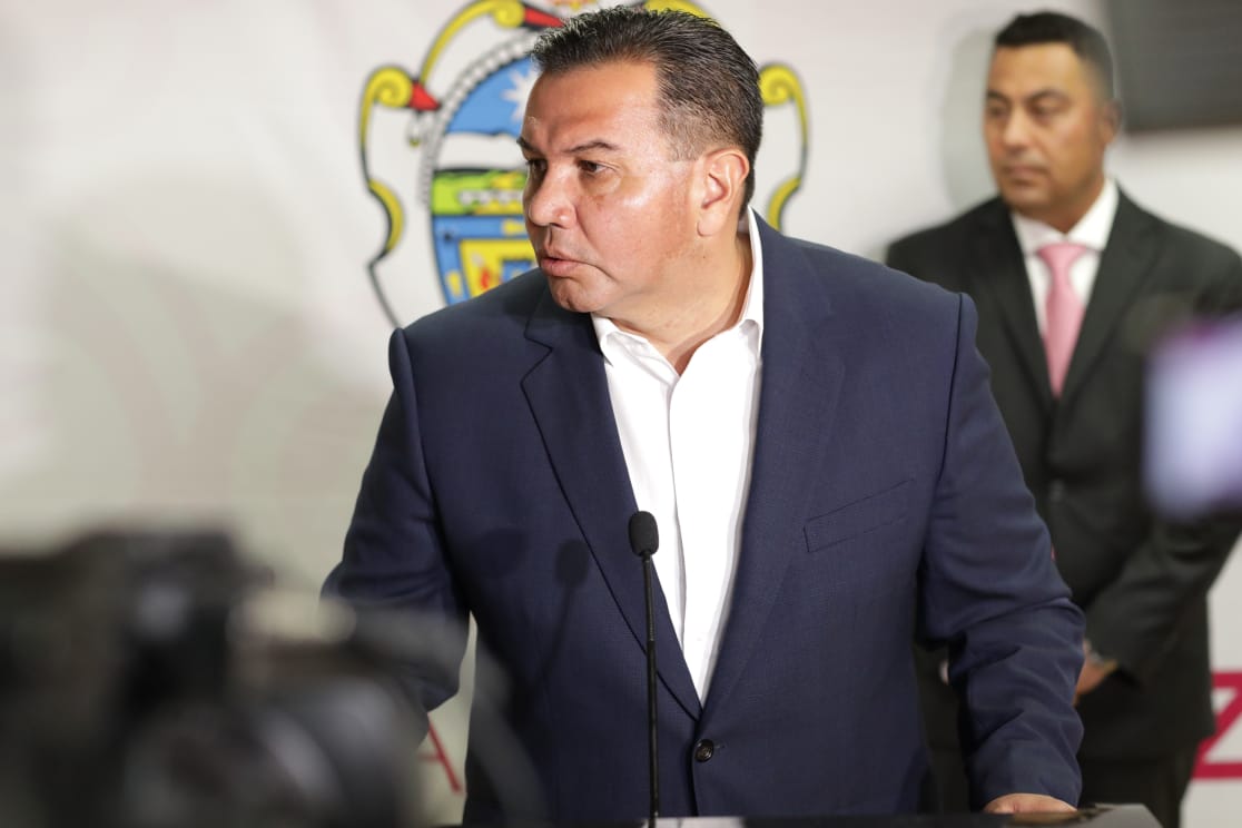 Realiza el presidente municipal el primer cambio de funcionario en su administración
