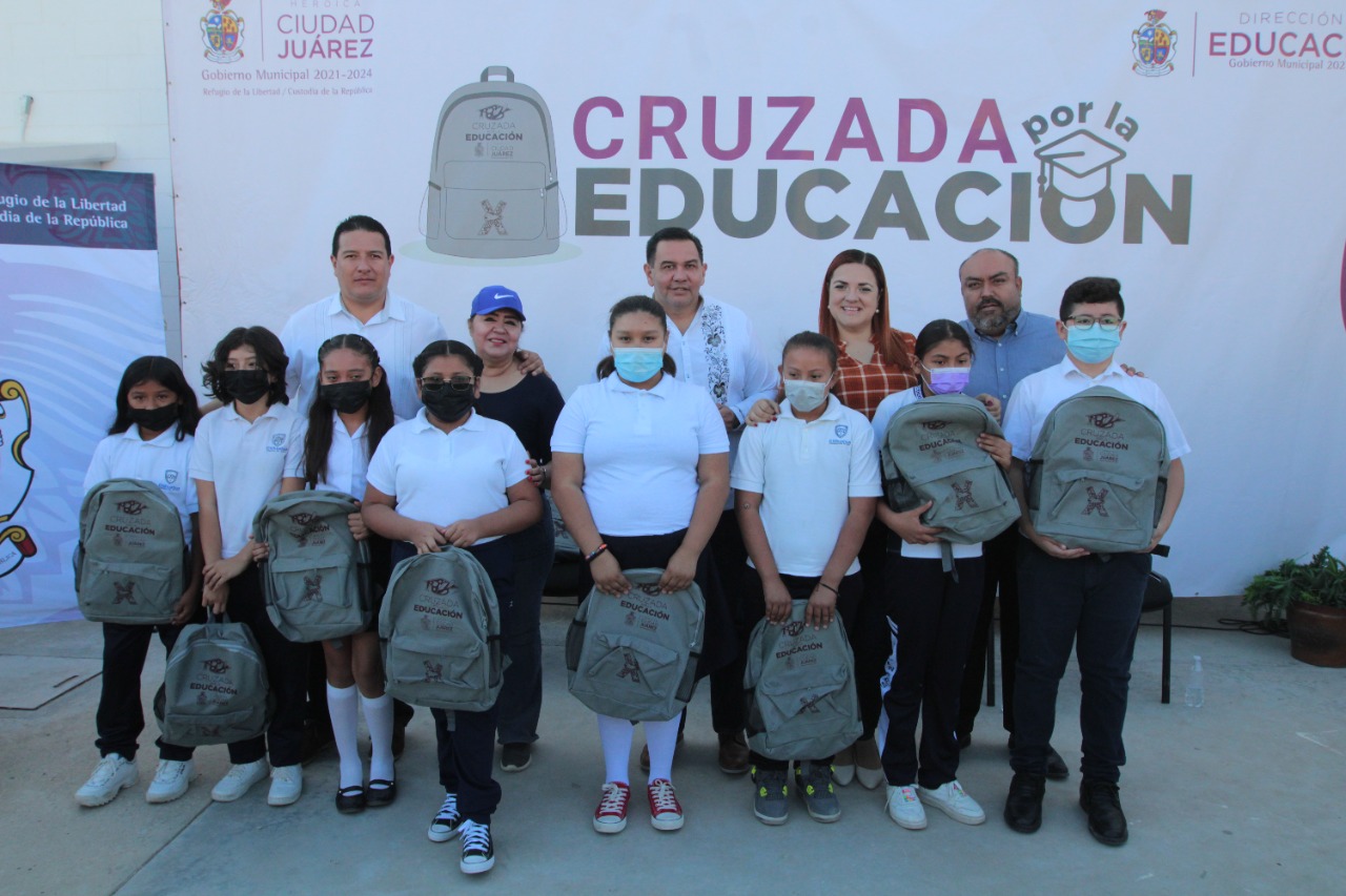 Reitera Presidente Pérez Cuéllar compromiso de trabajar sin descanso a favor de la niñez y la juventud