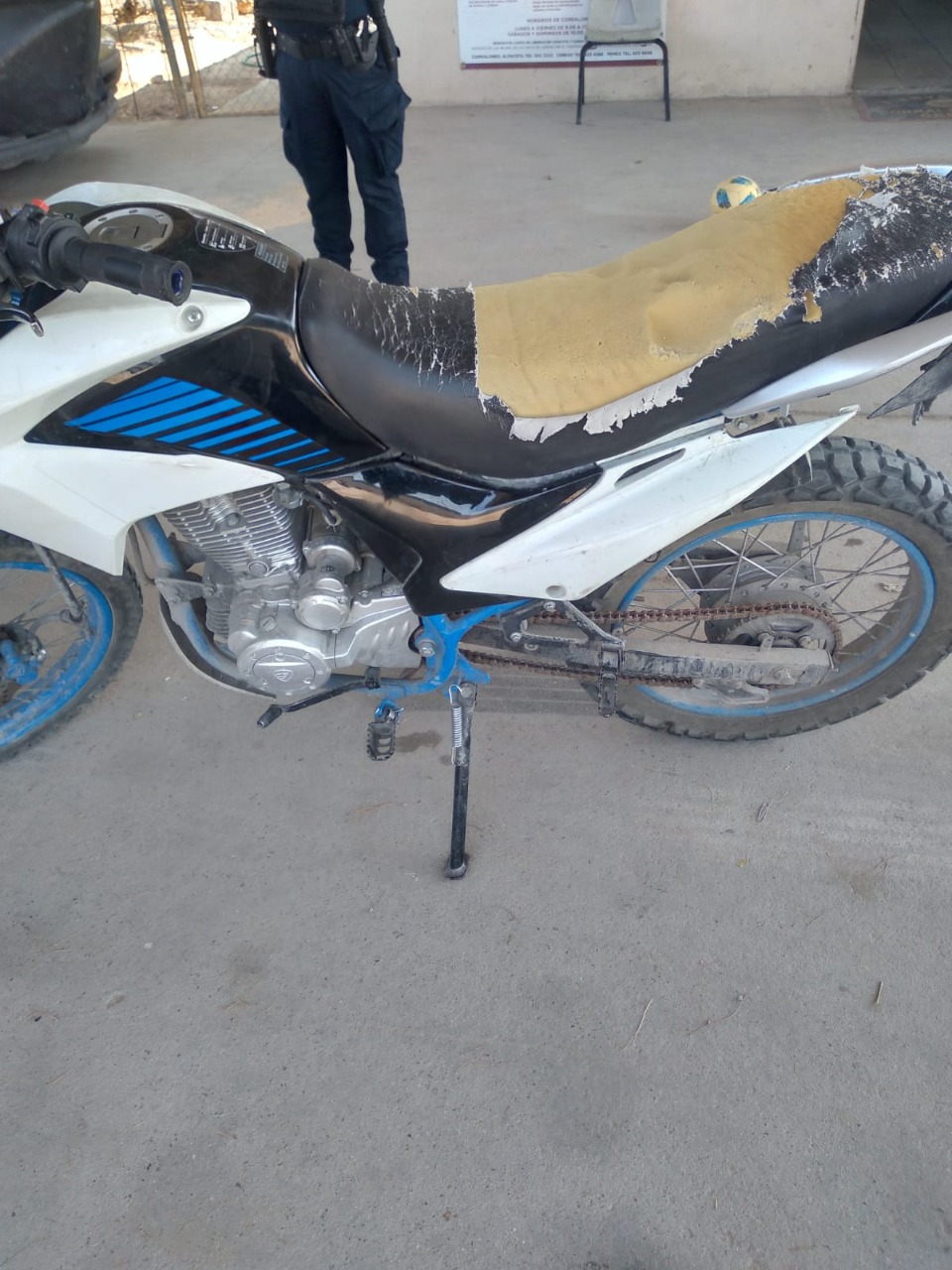 Adolescente es detenido en posesión de motocicleta con reporte de robo
