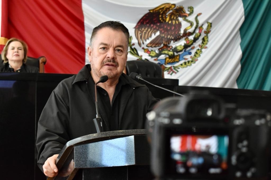 Llama diputado a juarenses a mantener la calma.