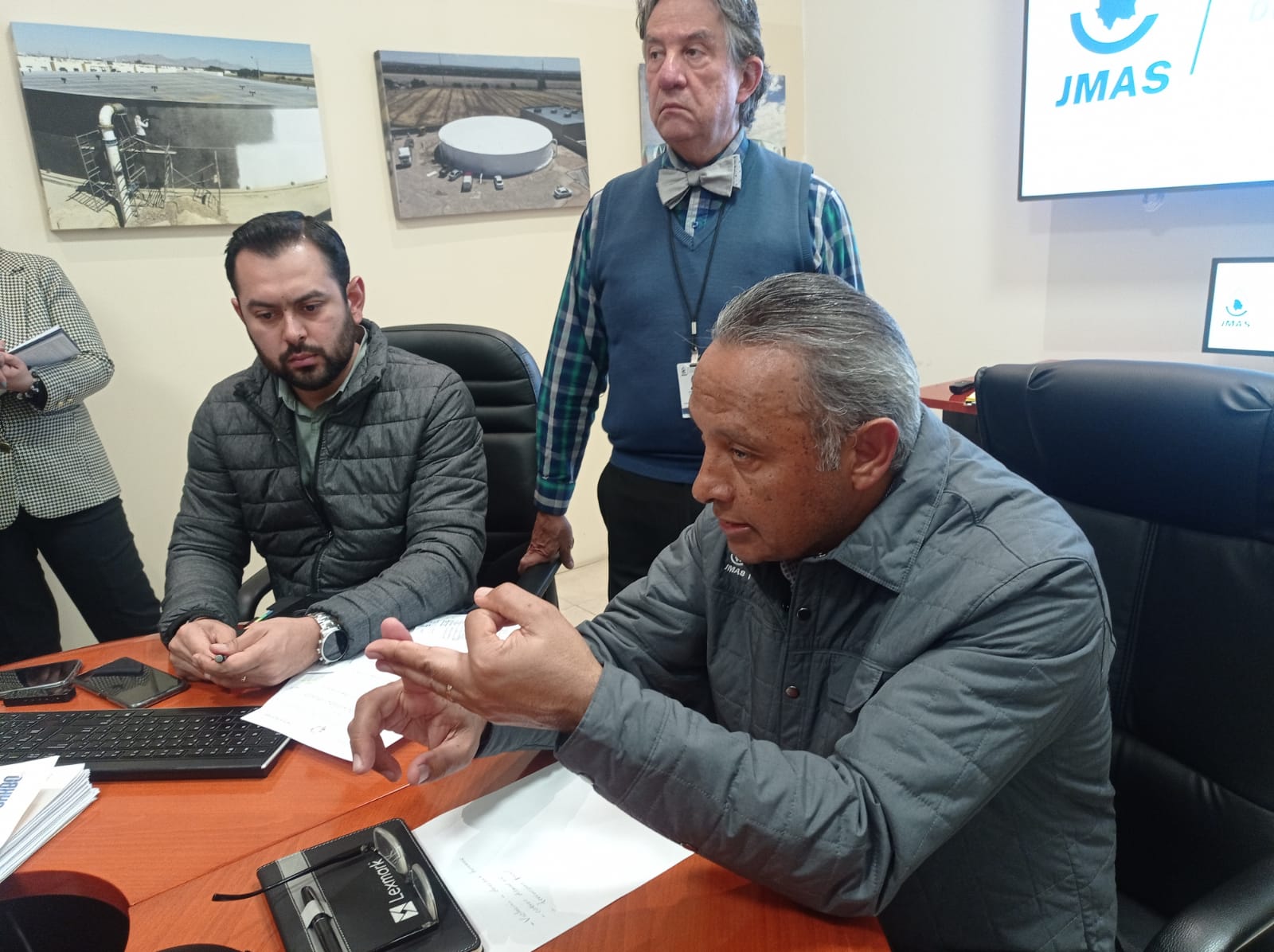 Emprenderá JMAS con revisiones en fraccionamientos para detección de tomas clandestinas.