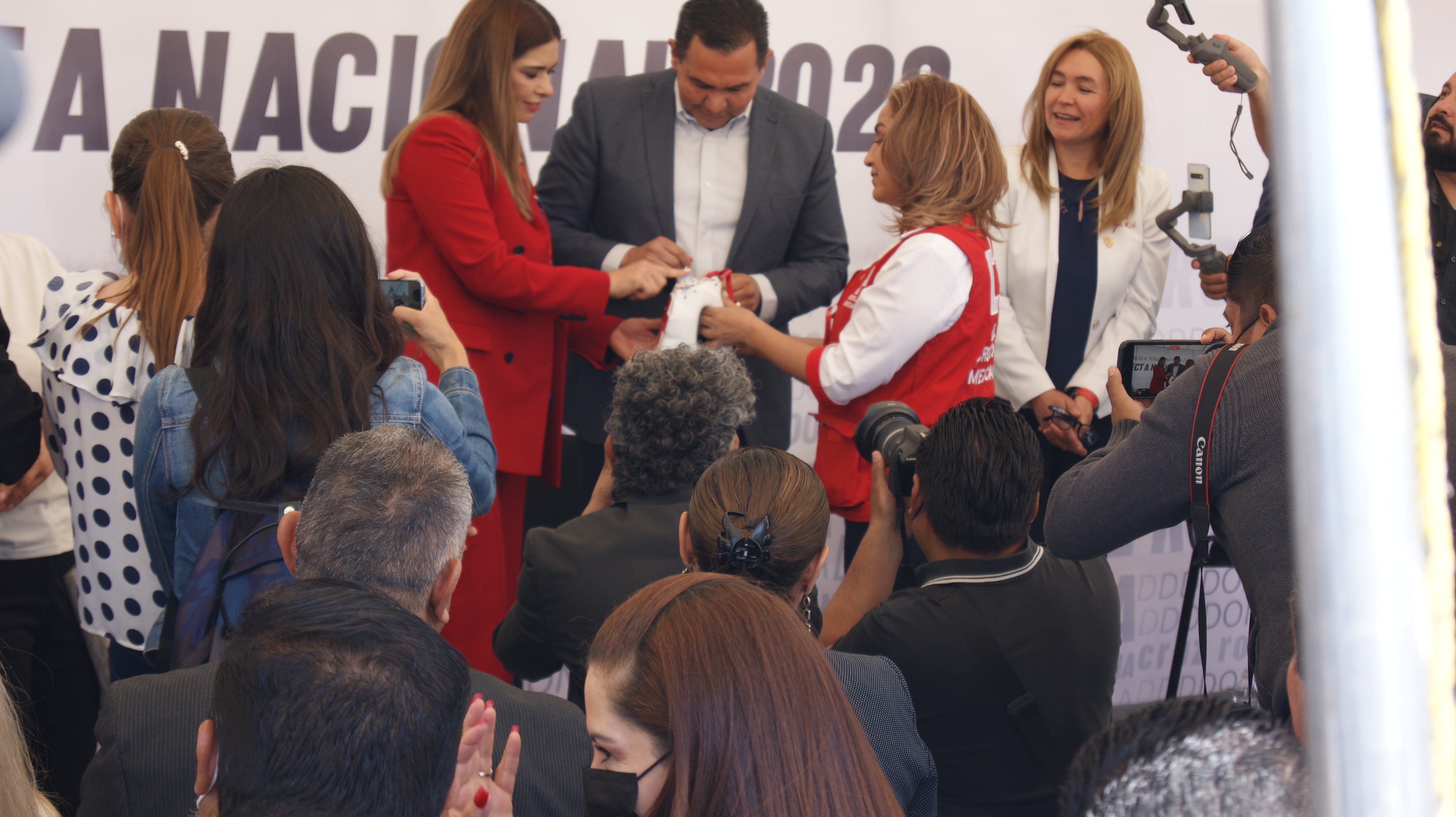 Arranca colecta la colecta nacional de Cruz Roja