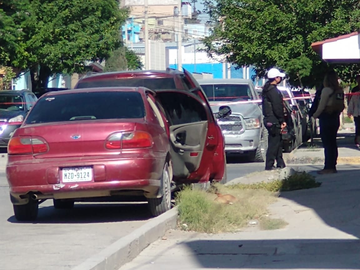 Policías, localizan vehículos usados por asesinos del Comandante de la Policía Ministerial