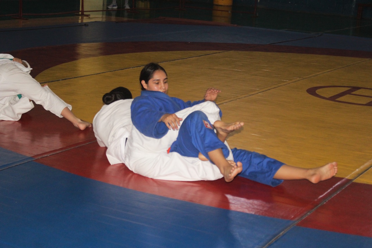 Domingo de confrontaciones de artes marciales
