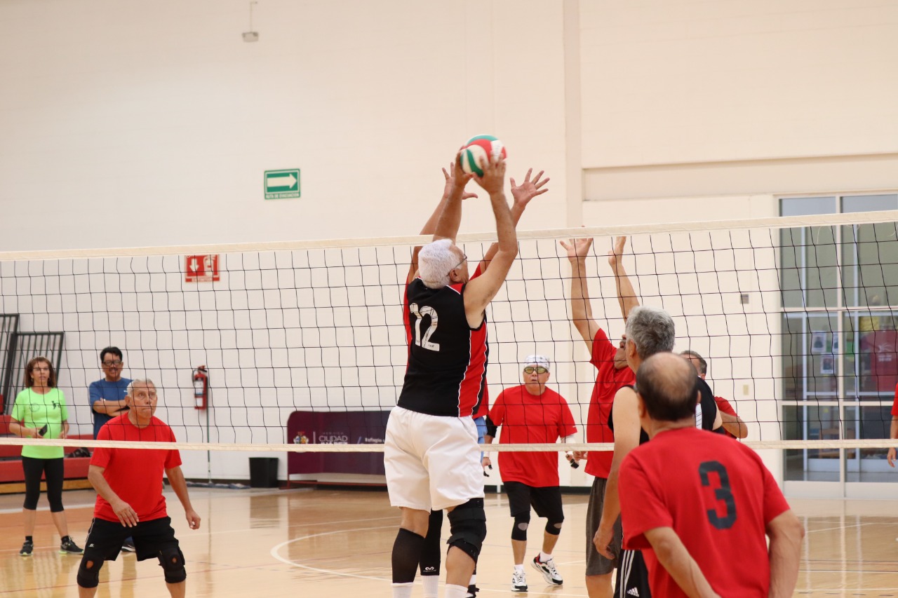 Con adultos mayores arrancó el Torneo de Cachibol en el SPORT FEST 2022