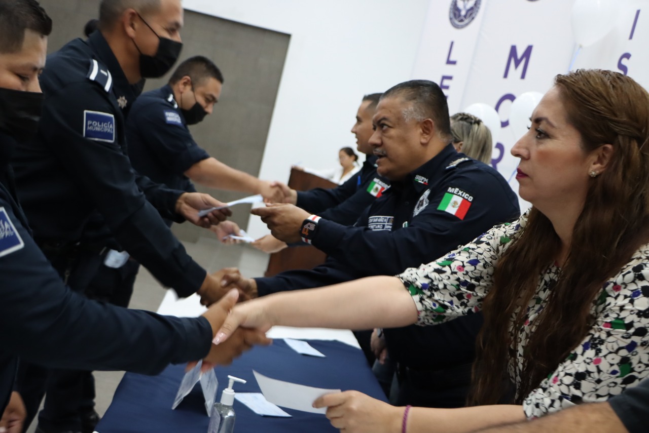 Reconoce la SSPM a “Policía del Mes”