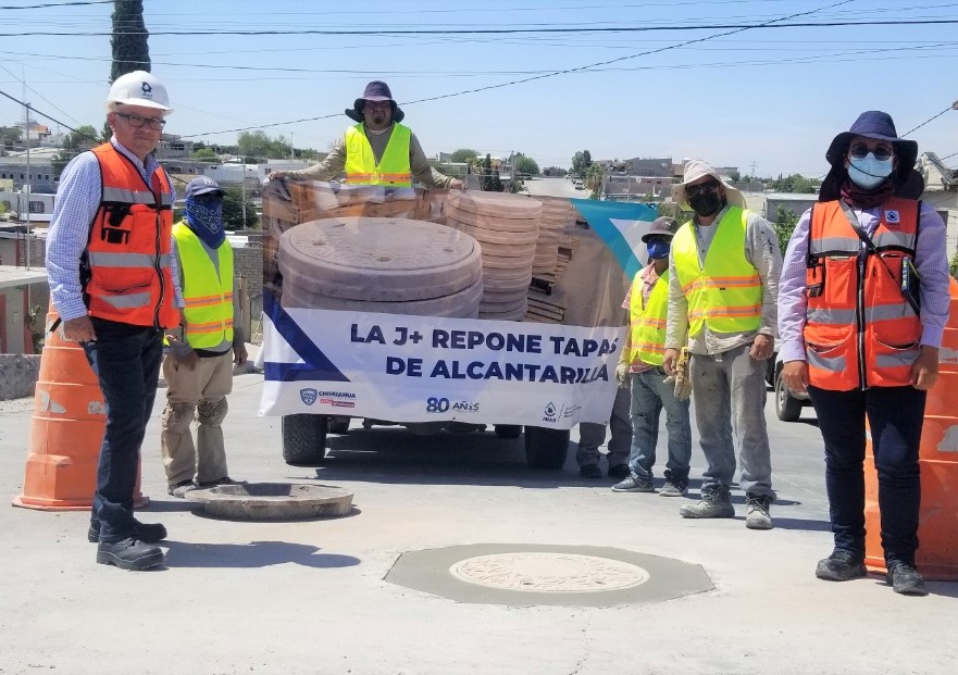 Instalará la JMAS tapas de alcantarilla de dos diferentes materiales