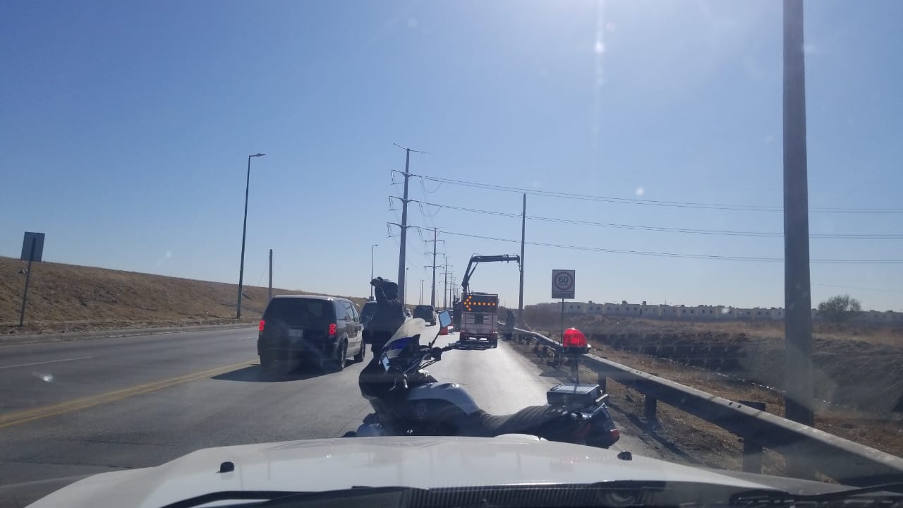 Cierran un carril del Juan Pablo ll