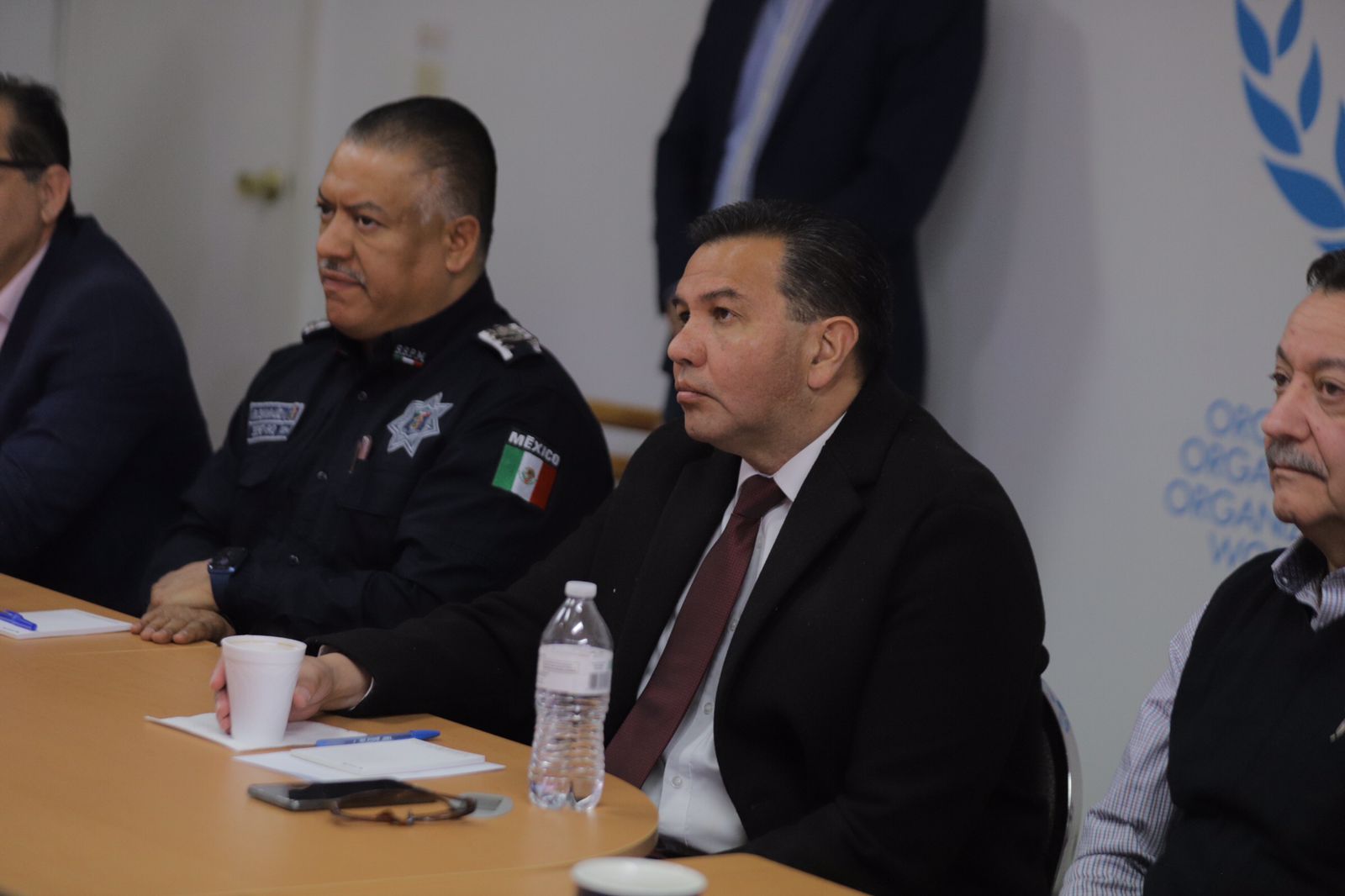 Presentan a alcalde proyecto “Cuida a quien te cuida”