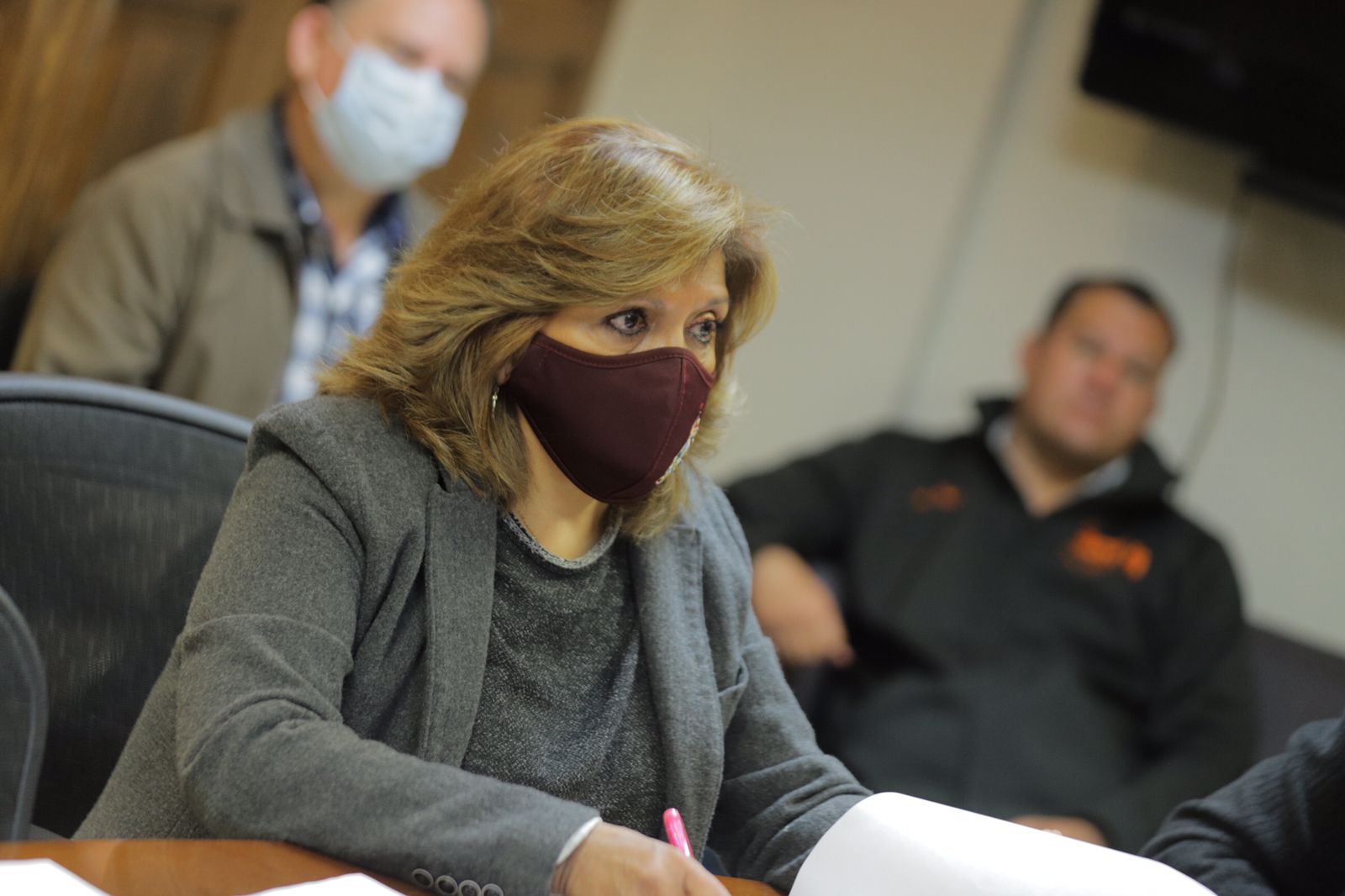 Llaman a presentar propuestas de mujeres para la Presea Kirá y Mujer Ilustre