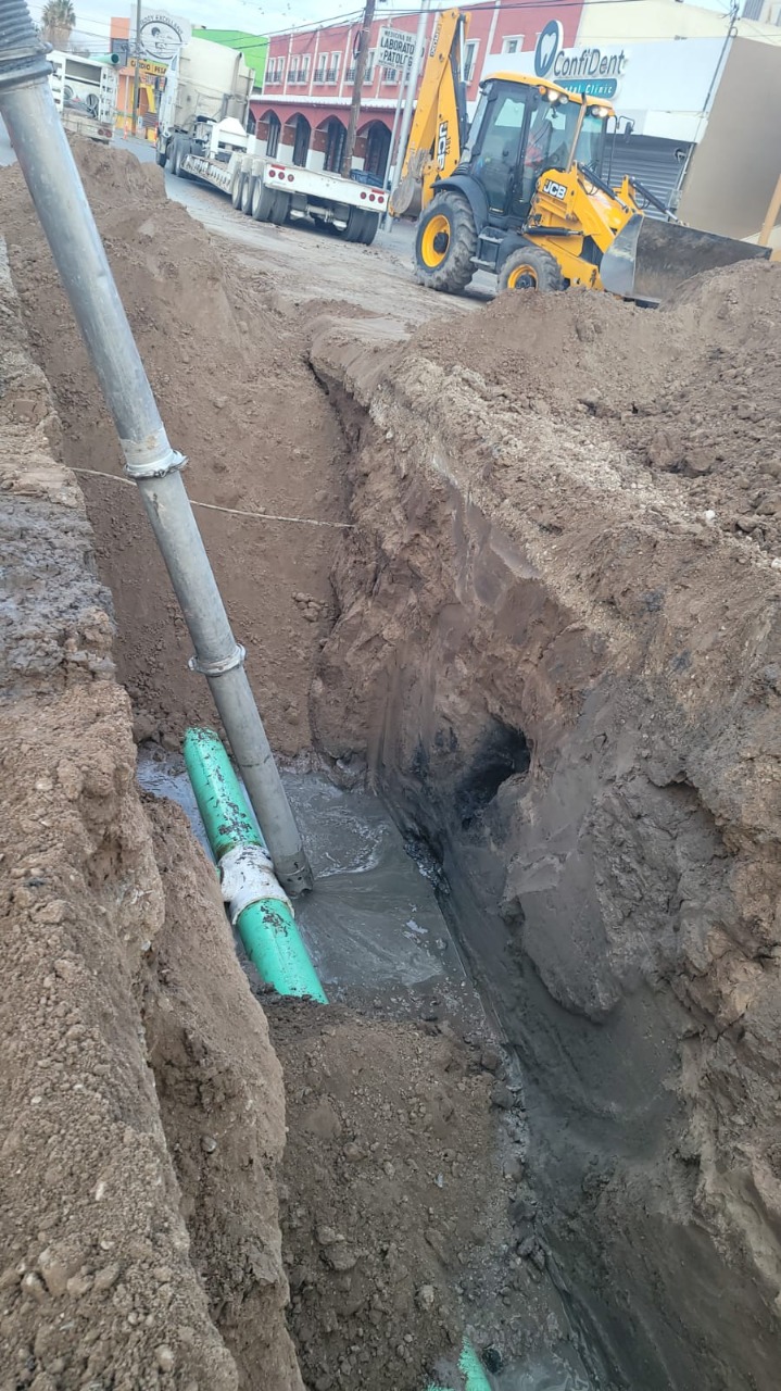 Alerta la JMAS Juárez por cierre de carriles en la avenida Hermanos Escobar