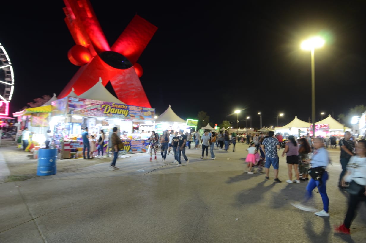 Colocan infografías con código QR para conocer puntos de emergencia en la Feria Juárez 2022