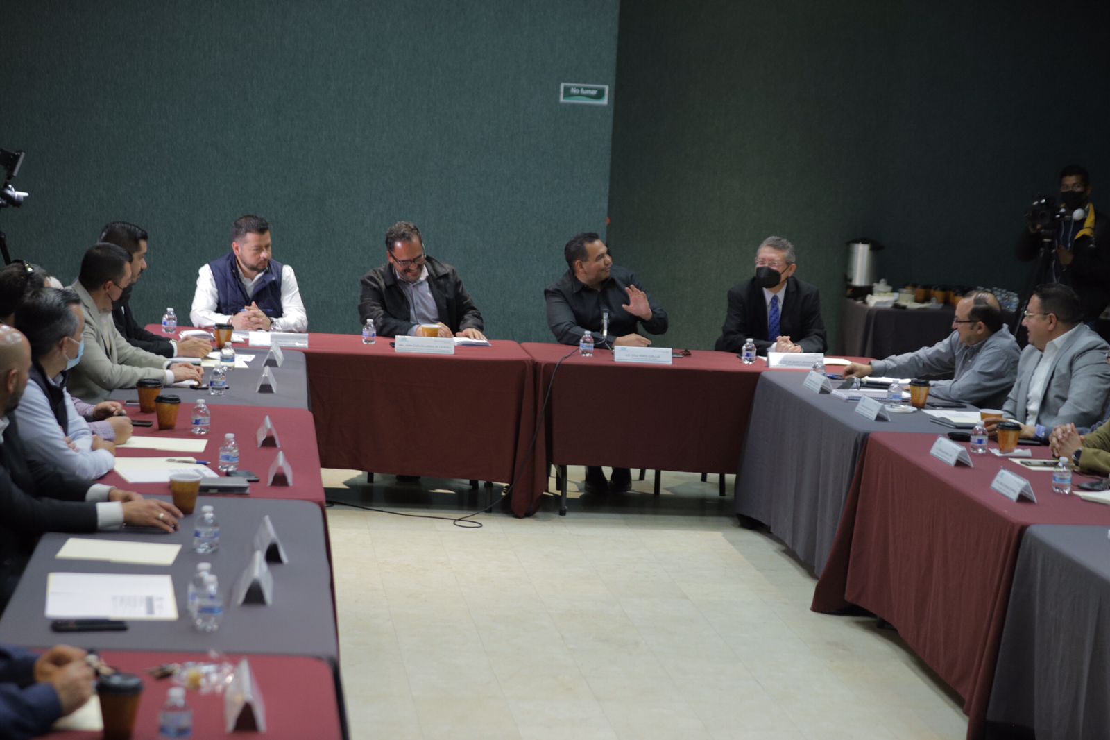 Encabeza Presidente Municipal mesa de trabajo de seguimiento a proyectos con CFE y sector empresarial