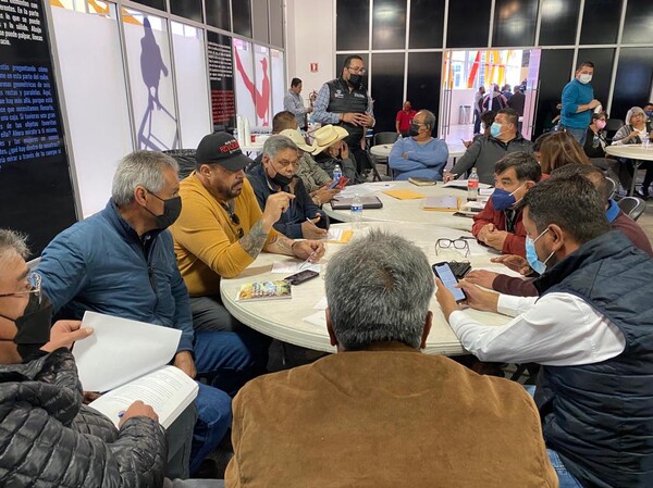 Analizan propuestas en foro de ley de transporte público