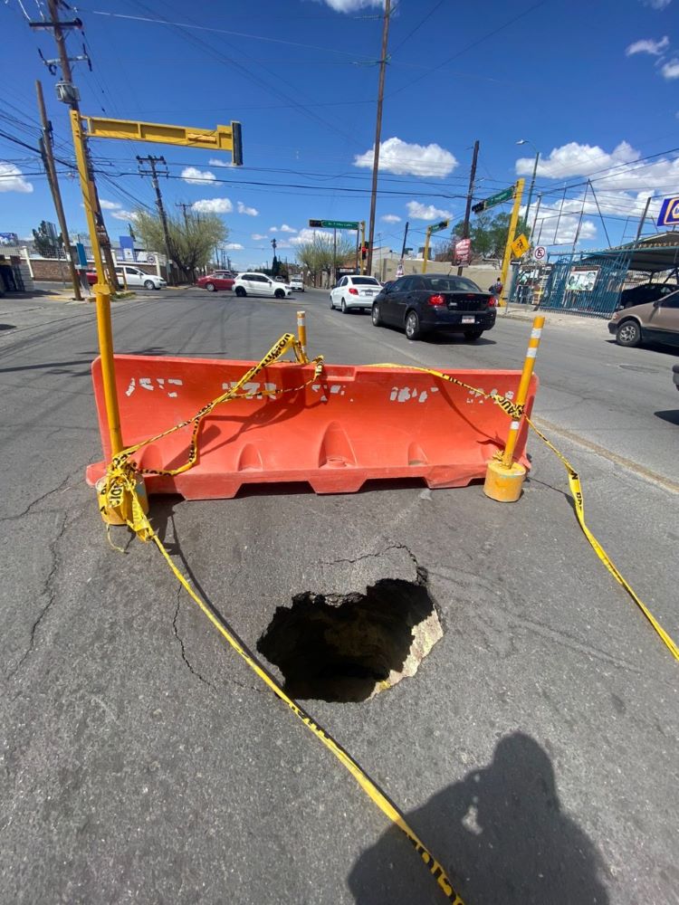 Alerta JMAS por cierre de carriles en avenida Insurgentes
