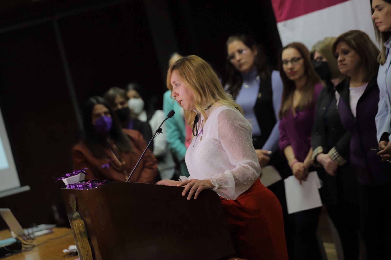 Regidora pide denunciar violencia política de género