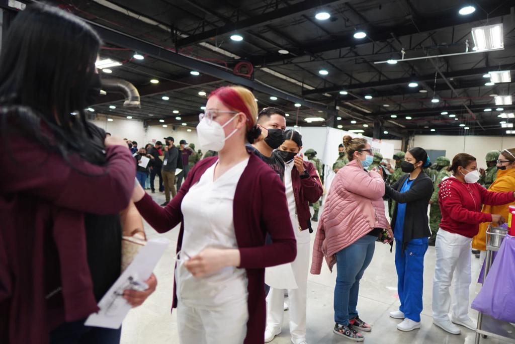 Cierra vacunación en Juárez con más de 316 mil dosis aplicadas