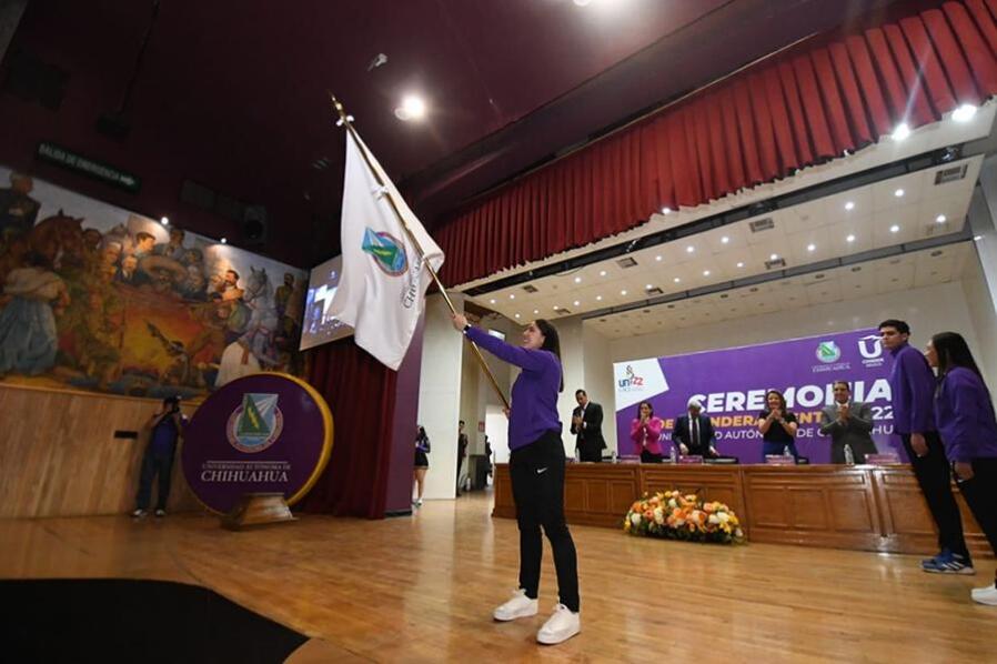 Abandera UACH a atletas que participarán en la Universiada en Ciudad Juárez