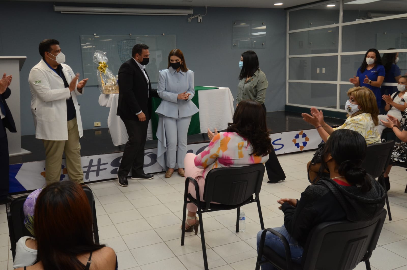 Entrega gobierno municipal donativo por 70 mil pesos en medicamentos