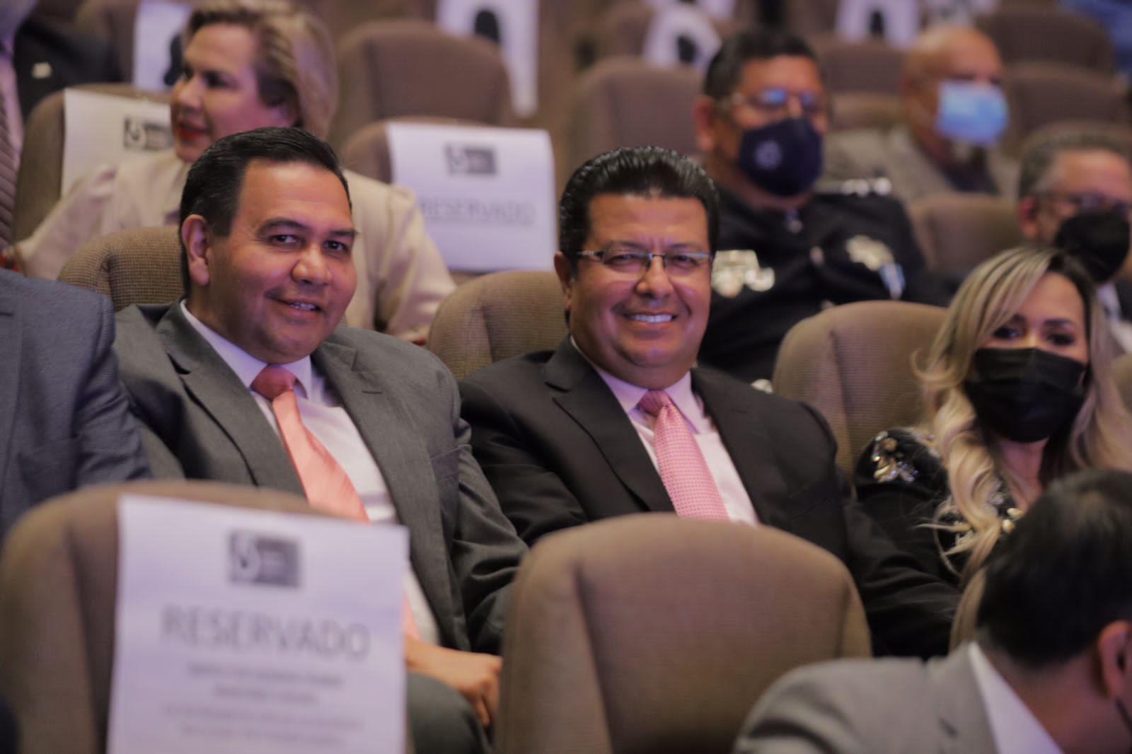 El  Presidente Municipal Armando Cabada presentó el Quinto Informe del Gobierno Independiente a la ciudadanía