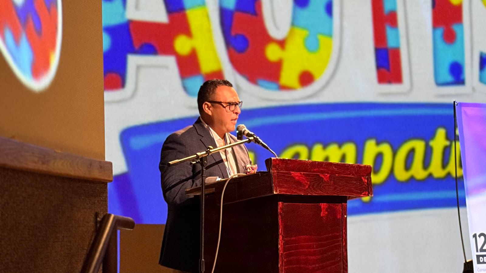 Celebran con éxito el Congreso sobre el Autismo.