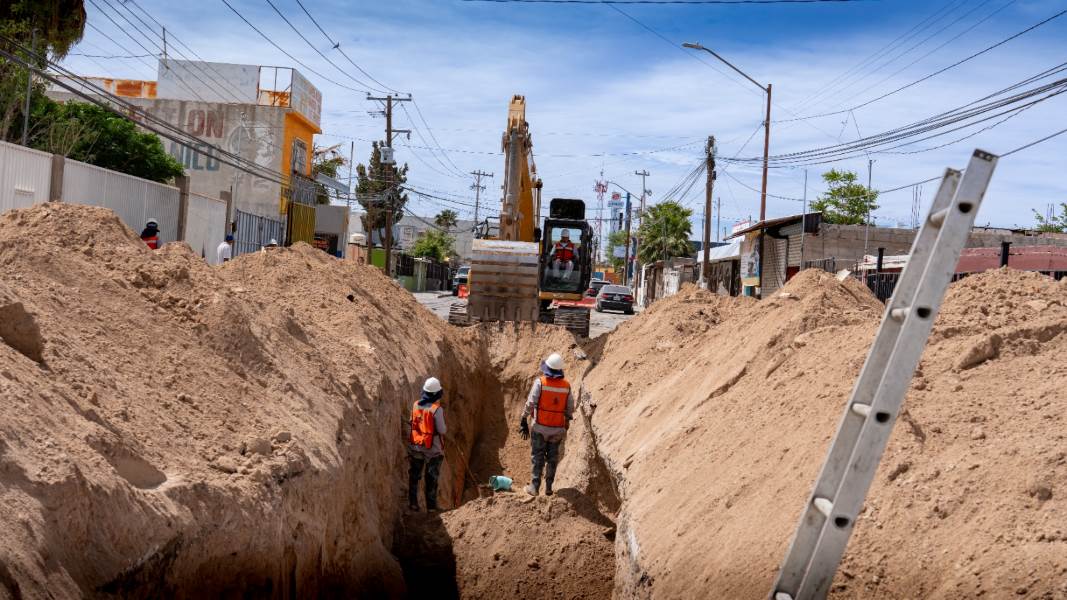 JMAS instaló nueva tubería de drenaje en avenida Valentín Fuentes