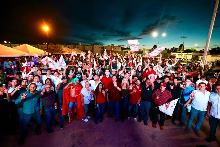 Pérez Cuéllar cuestiona al gobierno estatal durante recorrido en Riberas de Sacramento