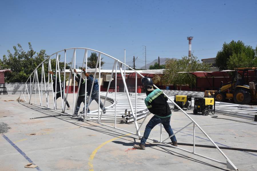 Inician construcción de domo en primaria Carmen Serdán