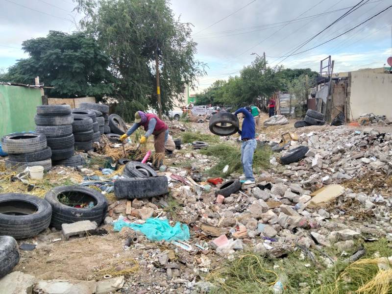 Municipio limpió arroyo en Zaragoza y advierte sobre riesgos por tirar escombro