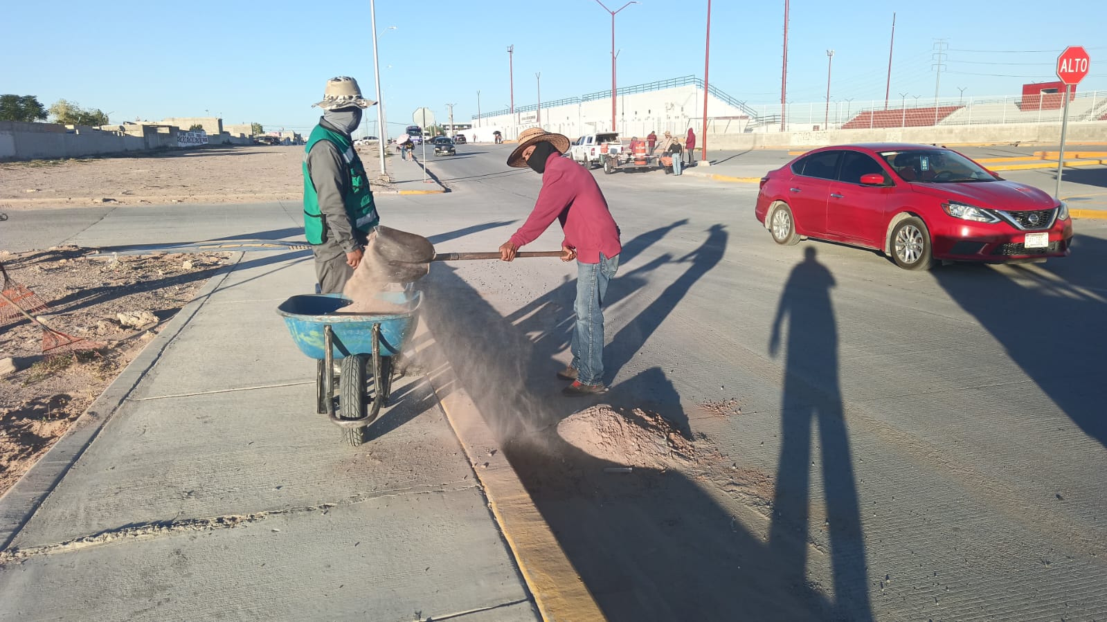 Realizan limpieza y reparación de calles para programa de Ciclo Vías.