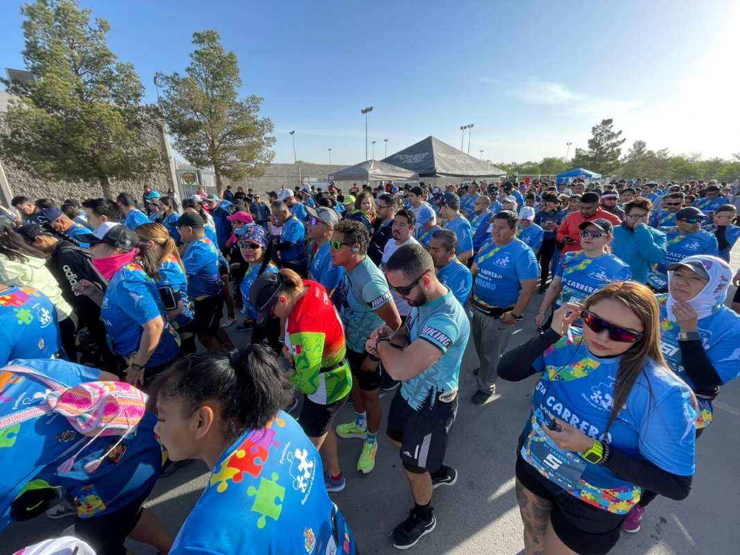 Alcalde Cruz Pérez Cuéllar dio el arranque de la carrera “Unidos por el Autismo”
