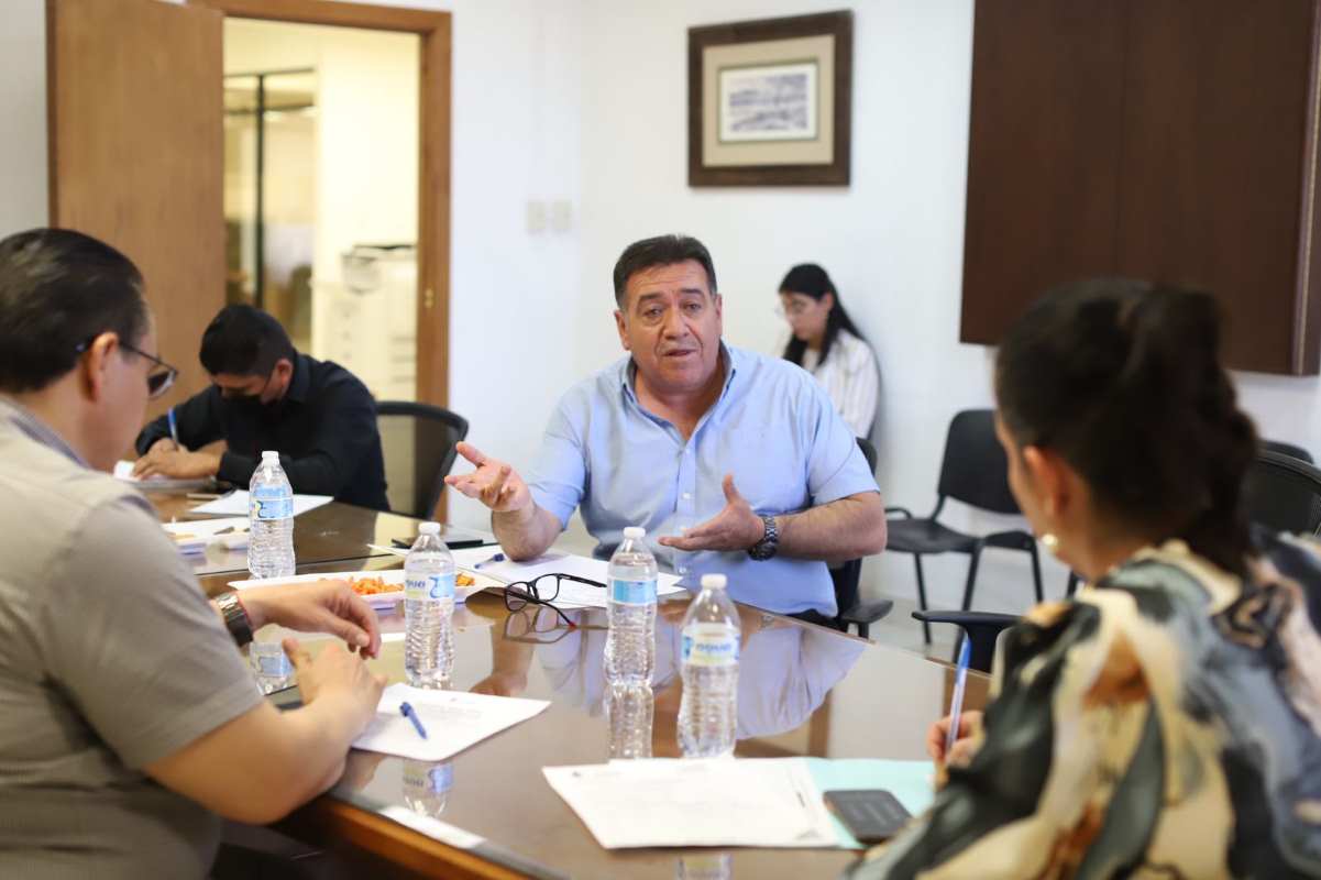 Rinde Centros Comunitarios informe a regidores