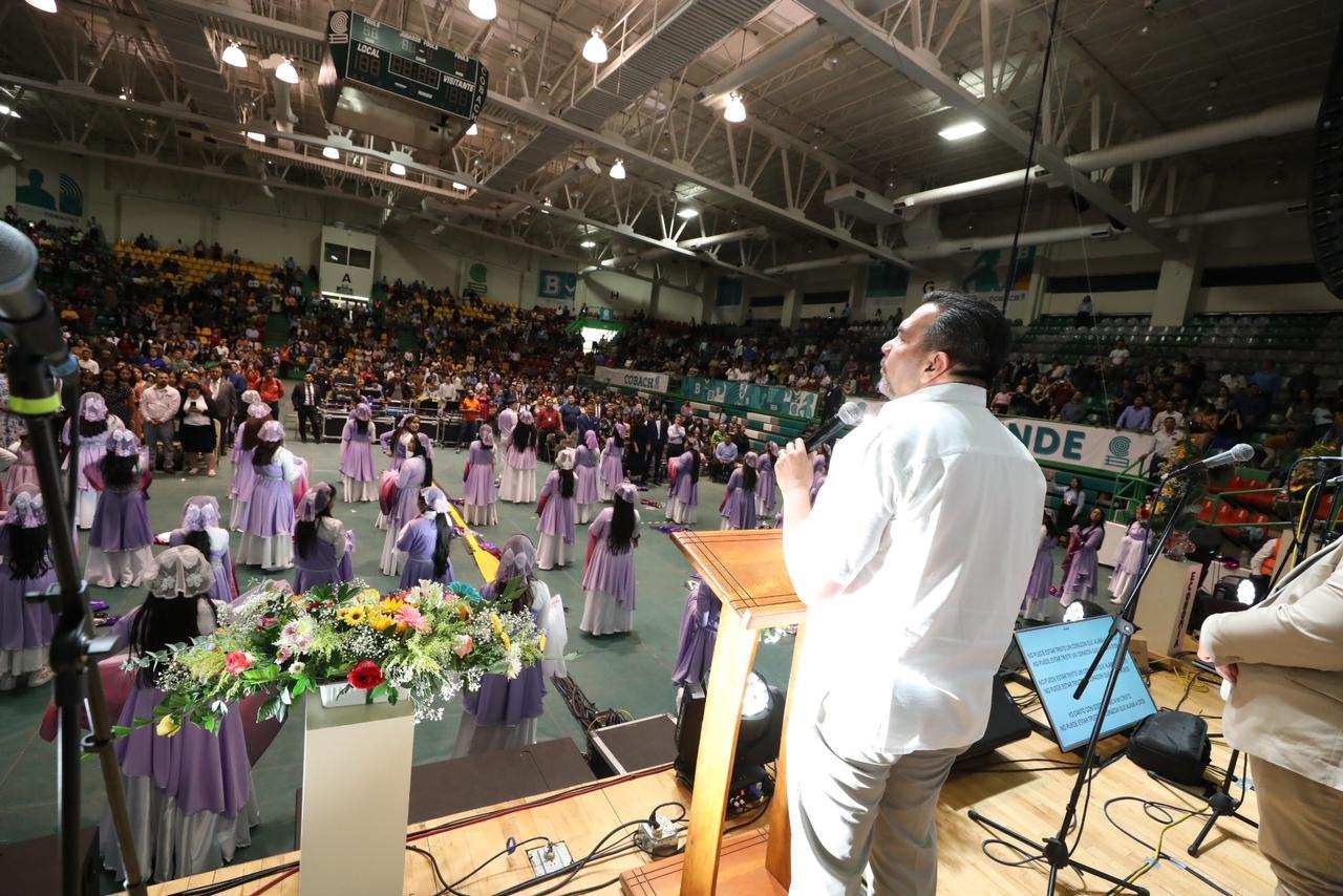 Gobierno y organizaciones religiosas trabajan por la paz: Presidente Municipal