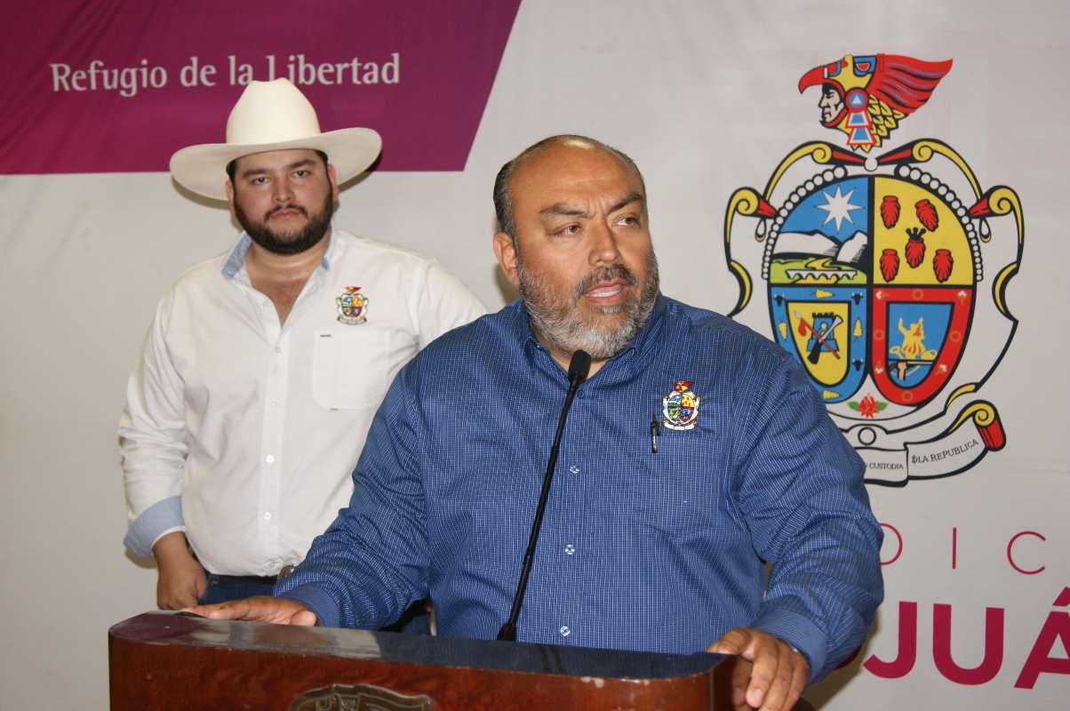 Aplicará Ecología solo una multa a propietario de vehículo que transportaba perros.